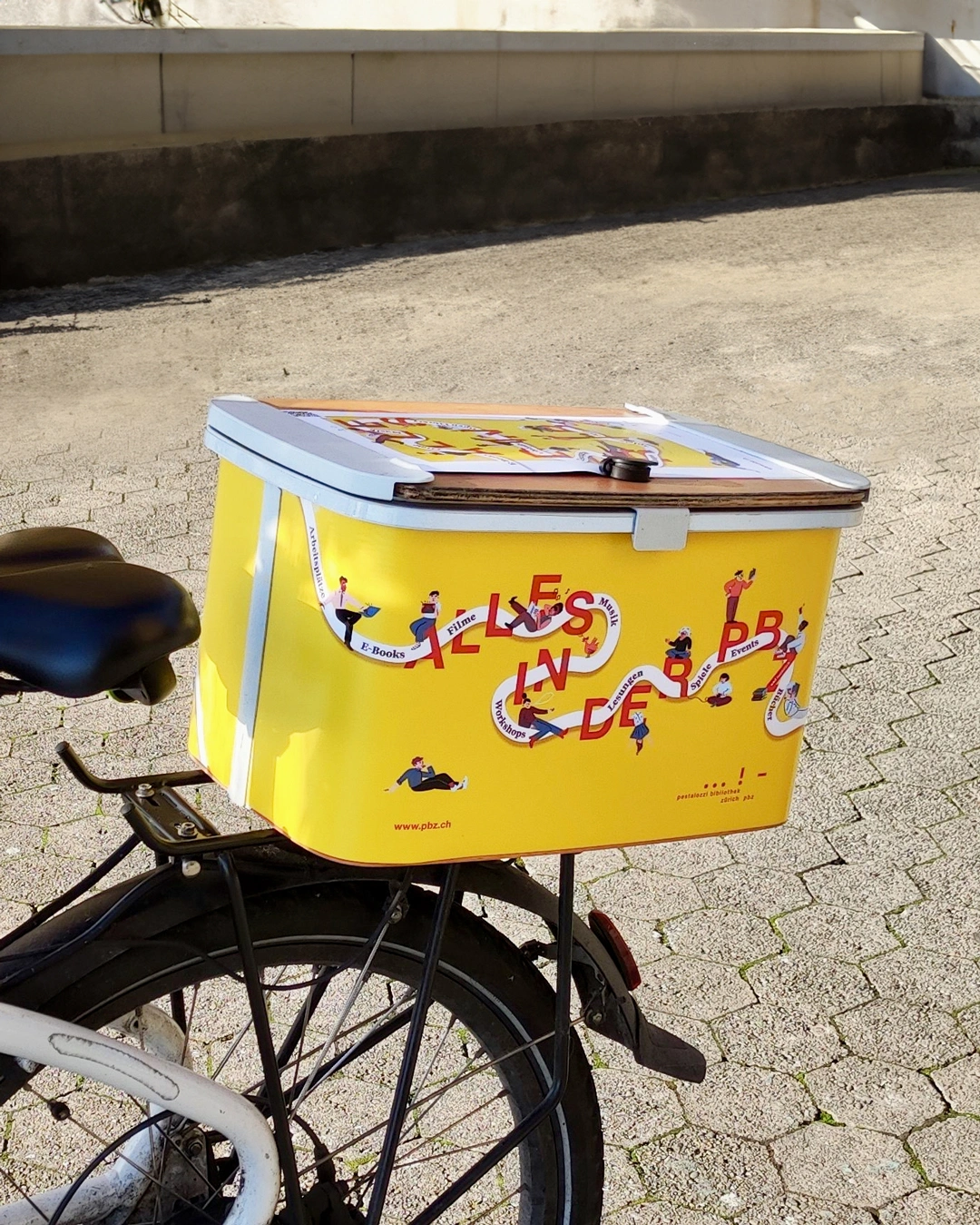 Velobox für die Kundschaft Pestalozzi-Bibliothek Zürich