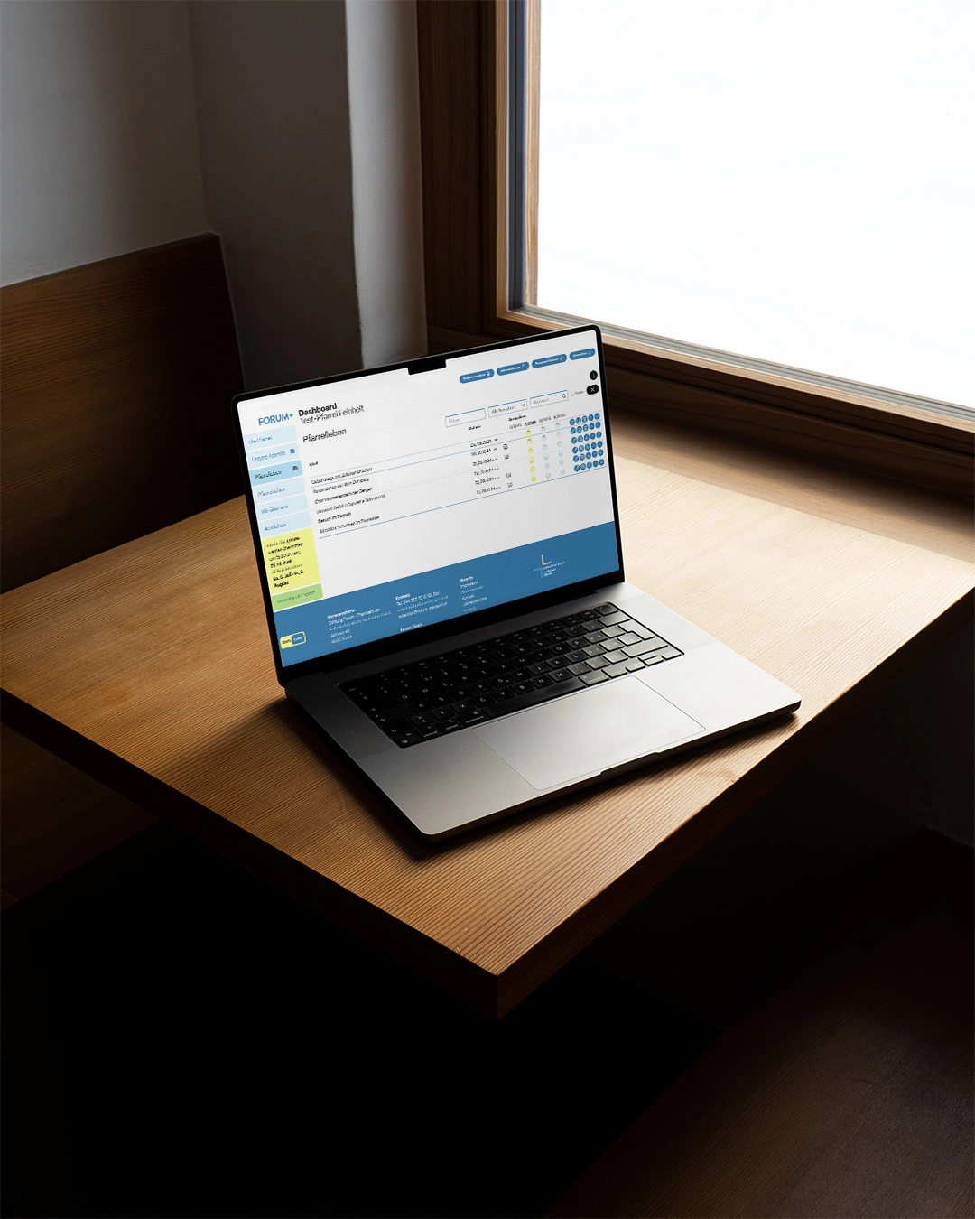Forum Magazin Webseite Desktop Admin