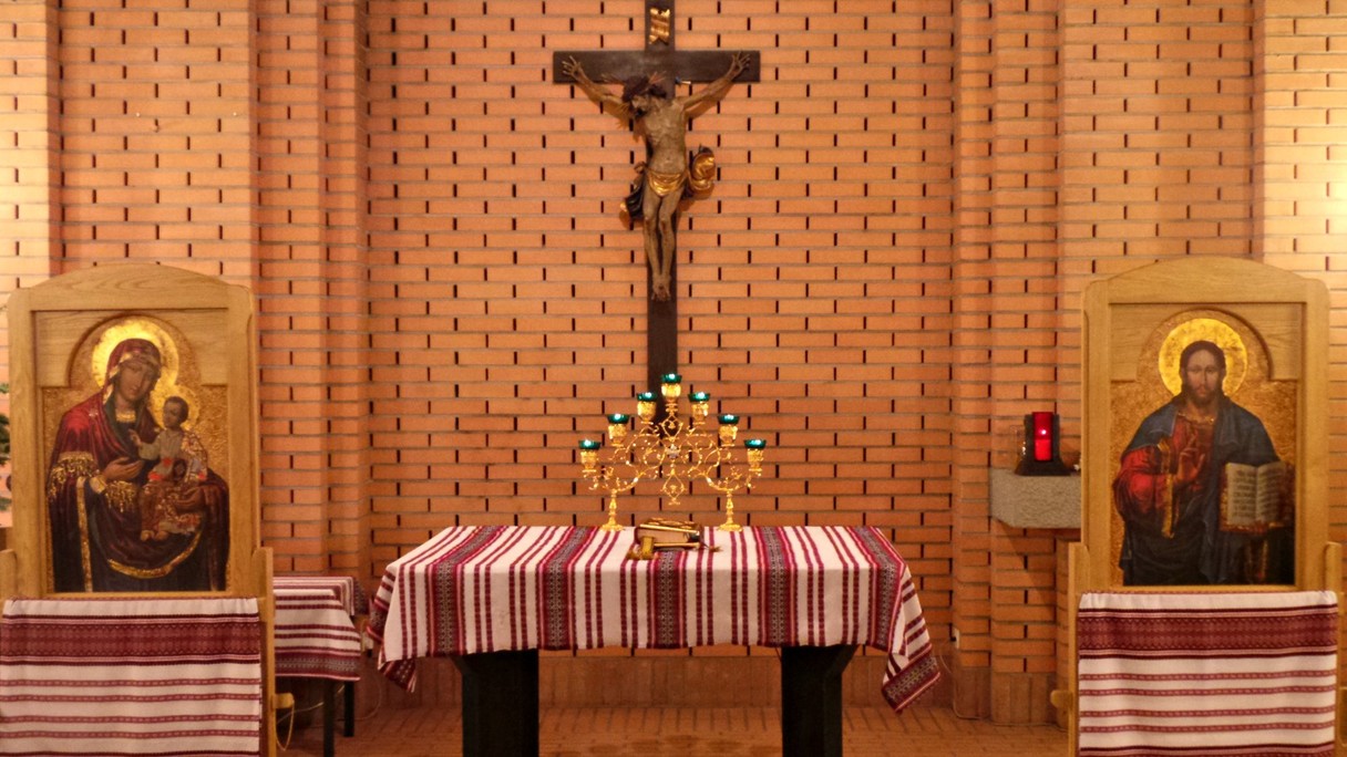 Ukrainischer Gottesdienst in der Krypta von Liebfrauen