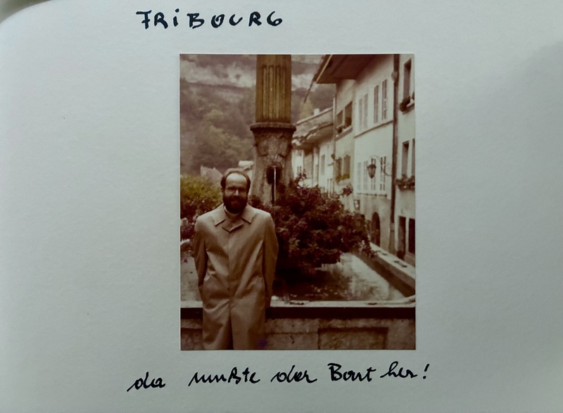 Christoph Schönborn als junger Professor in Freiburg im Üechtland.