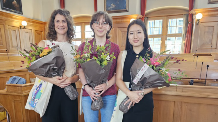 Drei der vier Ausgezeichneten: Seraina Keller, Lioba Wachter und Céline Mach und (v.l.n.r.). Tim Eimecke konnte nicht dabei sein.
