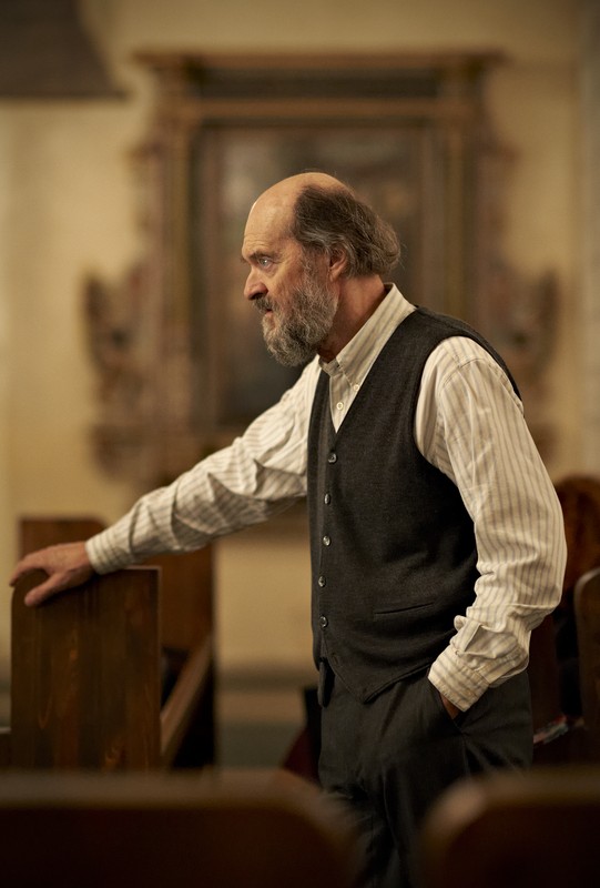 Arvo Pärt in einer Wohnung