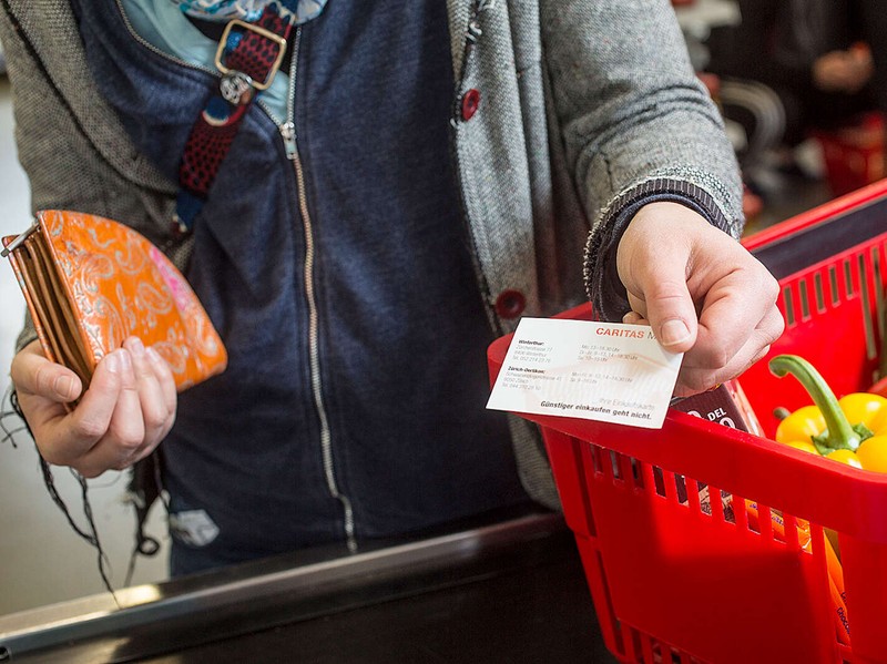 Caritas-Markt: besonders günstig einkaufen.</span><span> 