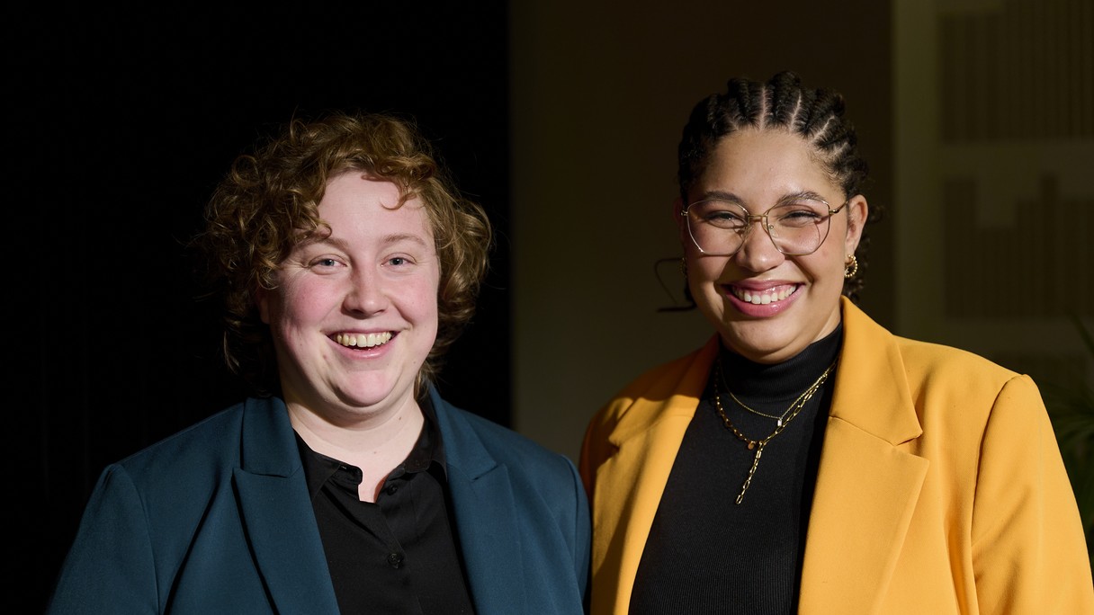 Paulina Hauser und Sarah Ntondele