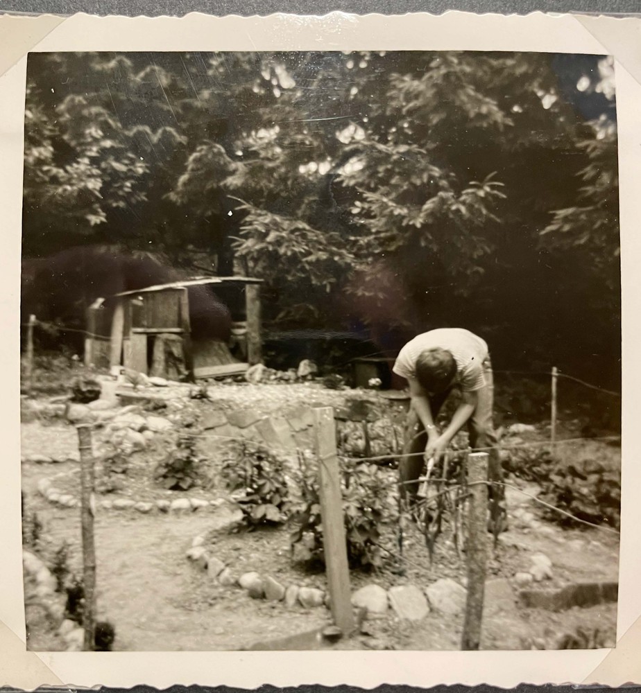 Christian à la ferme du Molard en 1964.