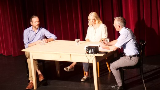 Bild von MäntigApéro «Familiensachen»