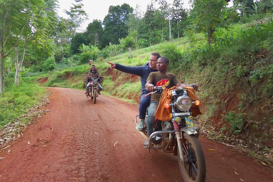 Bild von «SRF DOK»: Vom Juristen zum Gewürzhändler