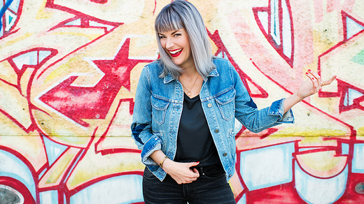 Bild von Radio SRF 3: Tina Nägeli macht den Sommer zum Festival