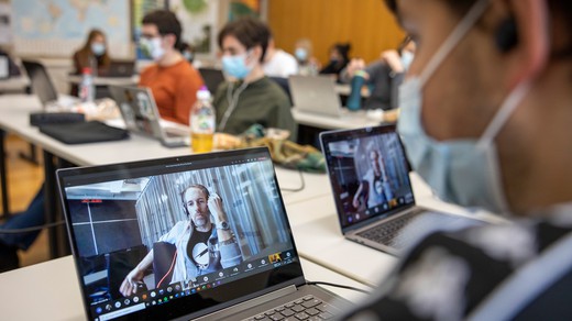 Bild von «Hallo Arthur!» – Auftakt zum SRF-Podcast mit Schulklassen