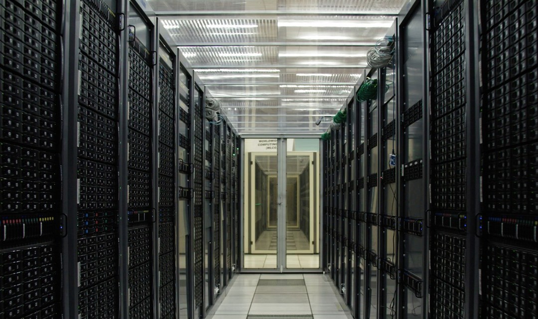 Ein Serverraum, in welchem ganz viele Daten abgespeichert sind