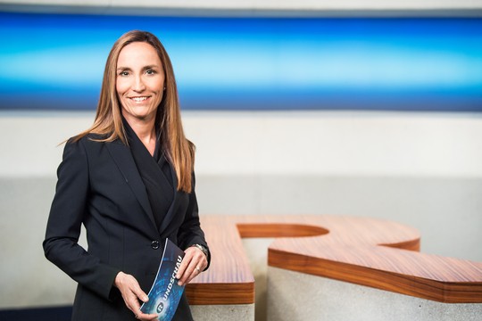 Bild von «Rundschau»: Nicole Frank vertritt Sandro Brotz