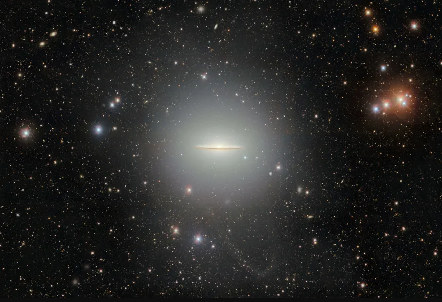 Das Universum, seine Entstehung und seine Bestandteile sind nach wie vor von einem Geheimnis umgeben, das das CERN zu lüften versuch