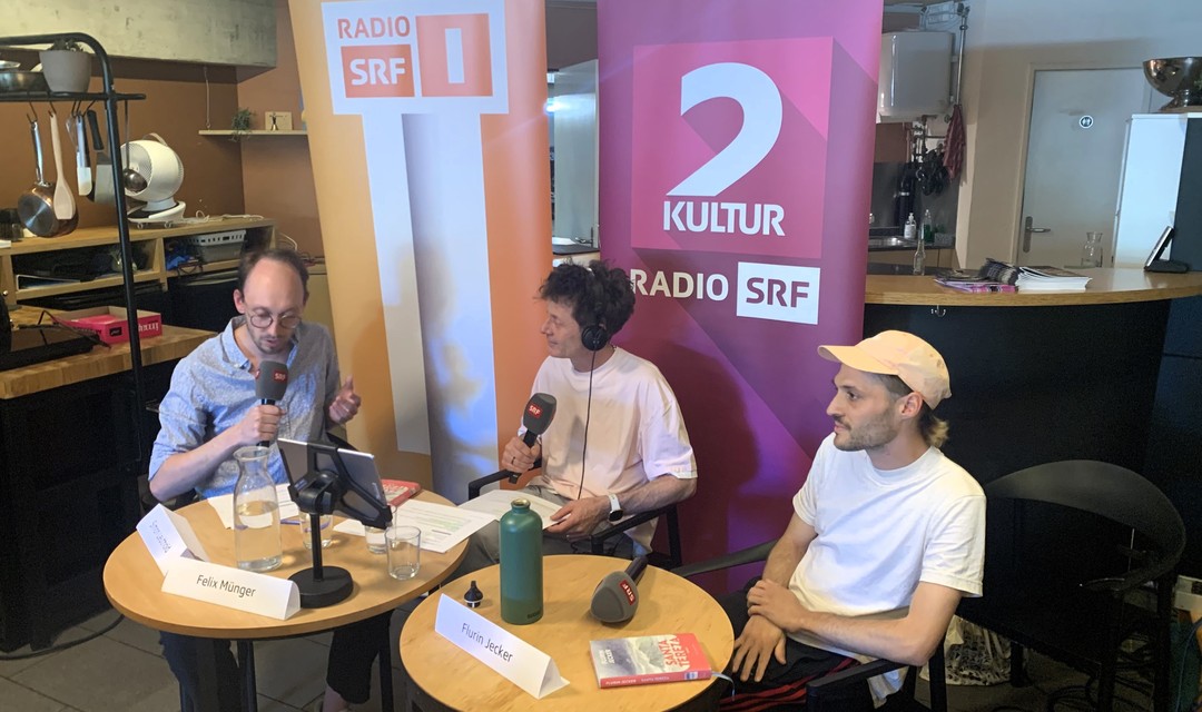 Podcast-Aufzeichnung des Literaturclubs «Zwei mit Buch»