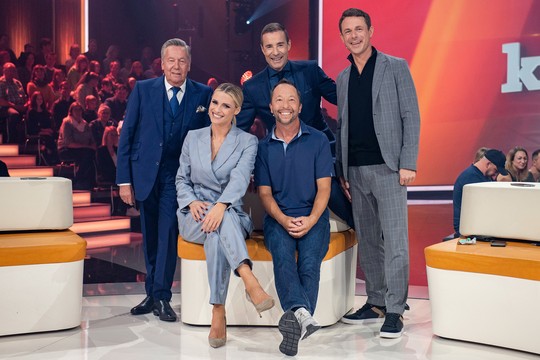 Bild von «Klein gegen Gross» mit Hazel Brugger, Michelle Hunziker und DJ BoBo