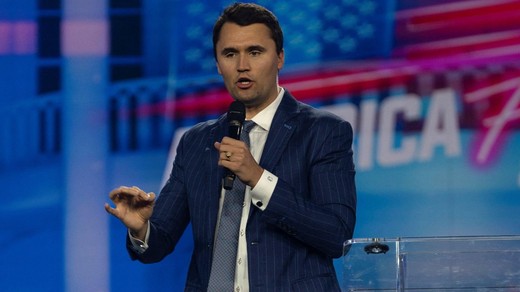 Bild von Darf Charlie Kirk als «rechtsextrem» bezeichnet werden?