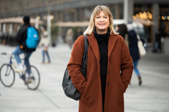 Bild von «Puls»: Ständig am Screen – Kontrollverlust durch Handy & Co.