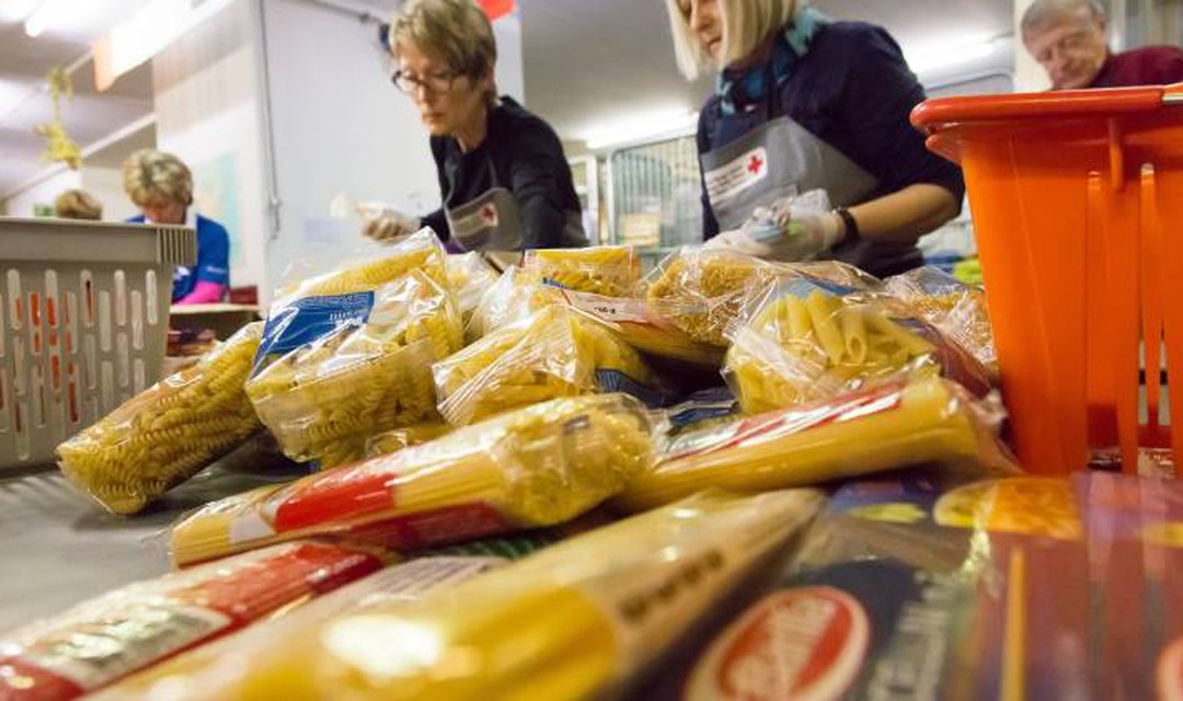 Bild von «2 x Weihnachten» mit SRK und SRG SSR