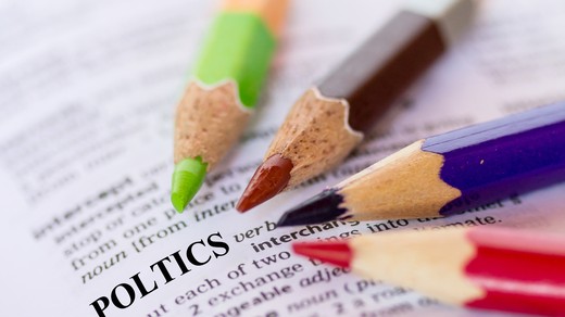 Bild von «Kurz erklärt»: So berichtet SRF über Politik