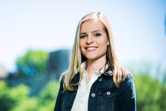 Bild von Katharina Locher zurück mit Slow-TV und als Bern-Korrespondentin