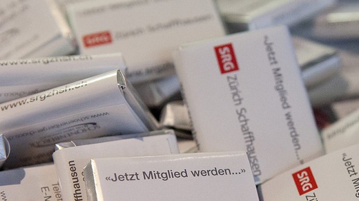 Bild von Fotogalerie: Mir händ ghört...: "Für den Papierkorb oder für das Programm?"