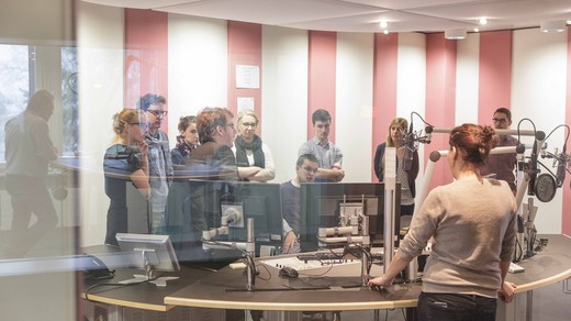 Bild von «Öpis mit Medie»: Der beste Job im Unternehmen?