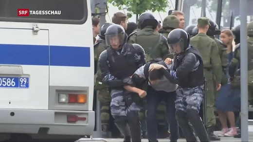 Bild von Demonstration von Putin-Gegnern beschäftigt die Ombudsstelle