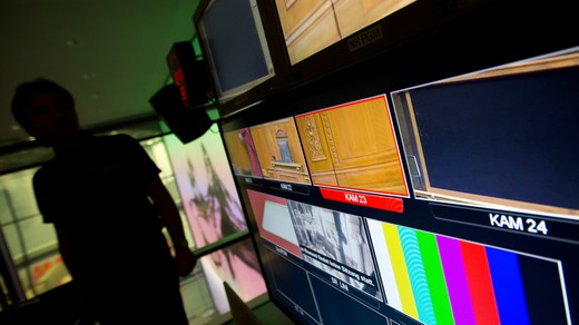 Bild von UVEK prüft SRG auf Wirtschaftlichkeit und Effizienz 