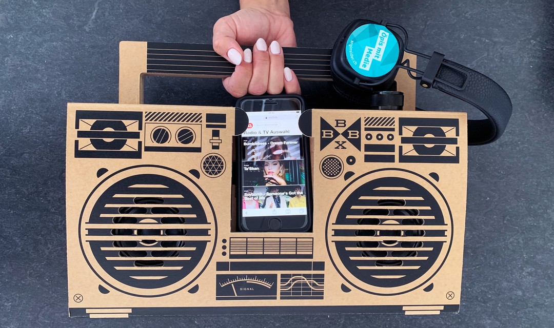 Kartonradio und mx.3 Website