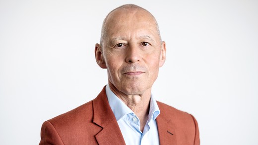 Bild von Hansjürg Zumstein gewinnt öV-Medienpreis 2022