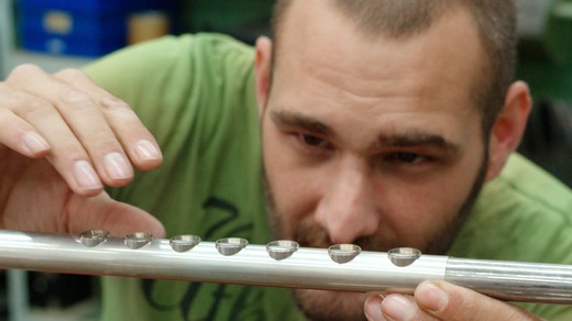 Bild von «Slow-TV» live: Blasinstrumentenbauer