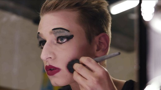 Bild von Sendung «Fiirabig» mit einer Dragqueen war zulässig