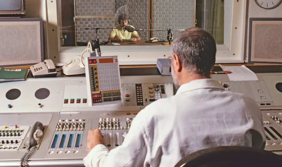 Bild von Herbst-Serie: Das Regionaljournal BS BL steigt ins eigene Archiv - hier nachhören!