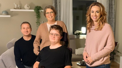 Bild von «SRF bi de Lüt – Familiensache Spezial»: Nicole Berchtold mit berührenden Geschichten