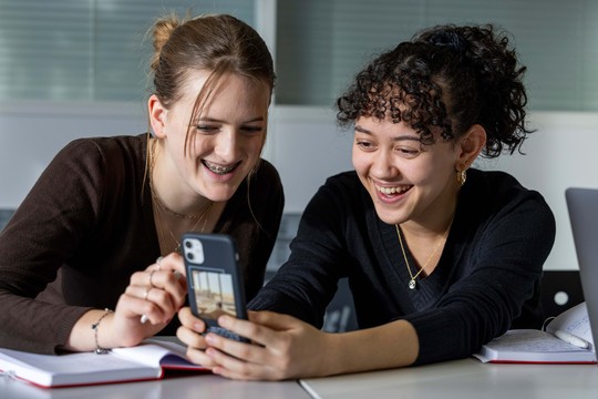 Bild von «Uninformierte  Jugendliche sind  ein Klischee»