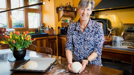 Bild von «Eusi Landchuchi – Cuisine de chez nous – Cucina nostrana»