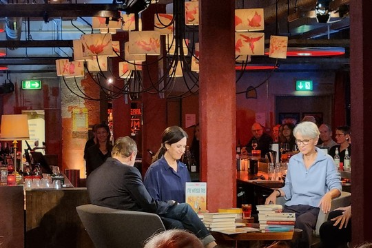 Bild von Ein Abend der Literatur mit der SRG Schwyz: Kreative Köpfe und Buchempfehlungen im Papiersaal Zürich