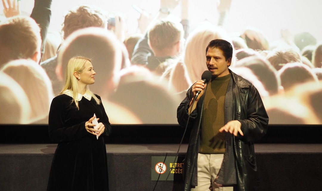 Bild von Volles Haus beim Serienmarathon „SRF & Chill“