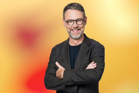 Bild von «Happy Day»: Nik Hartmann feiert Premiere