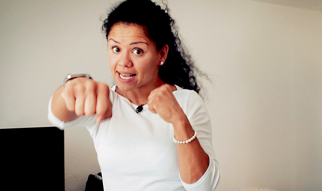 Die Boxerin Viviane Obenauf lässt die Fäuste fliegen