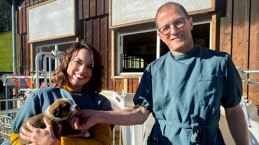 Bild von «Mona mittendrin»: Beim Landtierarzt