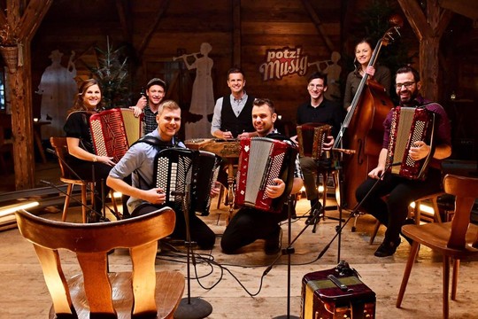 Bild von «Potzmusig» mit dem Schwyzer Niklaus Hess