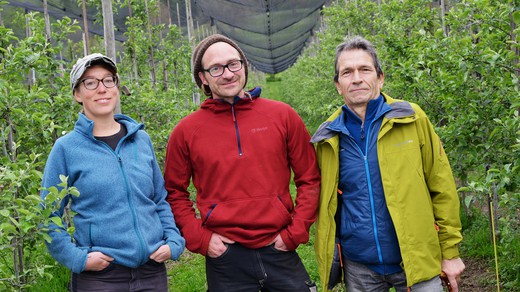 Bild von «SRF DOK»: Fürs Essen auf den Acker