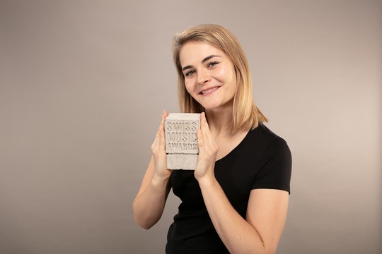 Bild von Hazel Brugger moderiert «Swiss Music Awards»