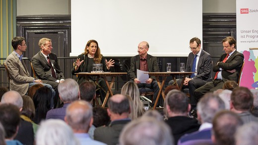 Bild von Fotogalerie: Podium zum RTVG Referendum