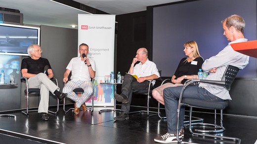 Bild von Fotogalerie: Brot und Spiele für die Nation