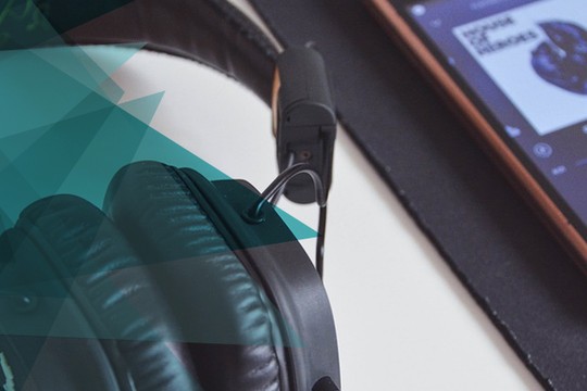 Bild von Themenmonat «Podcast» auf SRG Insider