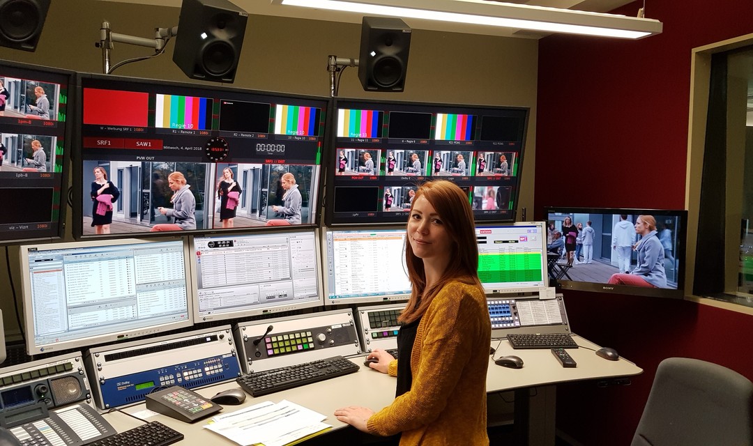 Aileen Marbacher im Sendezentrum