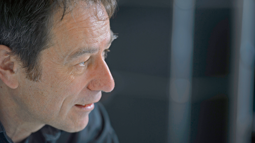 Bild von «Wir und die SVP» – SRF-Chefredaktor Tristan Brenn über eine publizistische Gratwanderung 