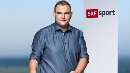 Bild von Reto Wiedmer ergänzt das SRF-Kommentatorenteam im Schwingen