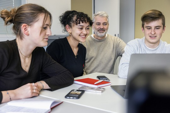 Bild von Jugendmedienwoche «YouNews» findet neu im Mai statt